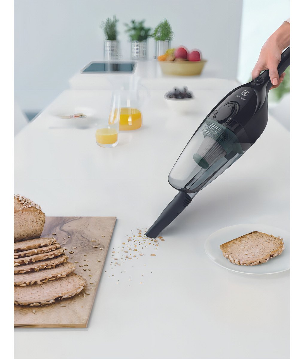 Aspiradora Vertical Electrolux Stks Verticais Stk12 1.2l Negra 50hz/60hz 3015akbr401 Negro - Imagen 3