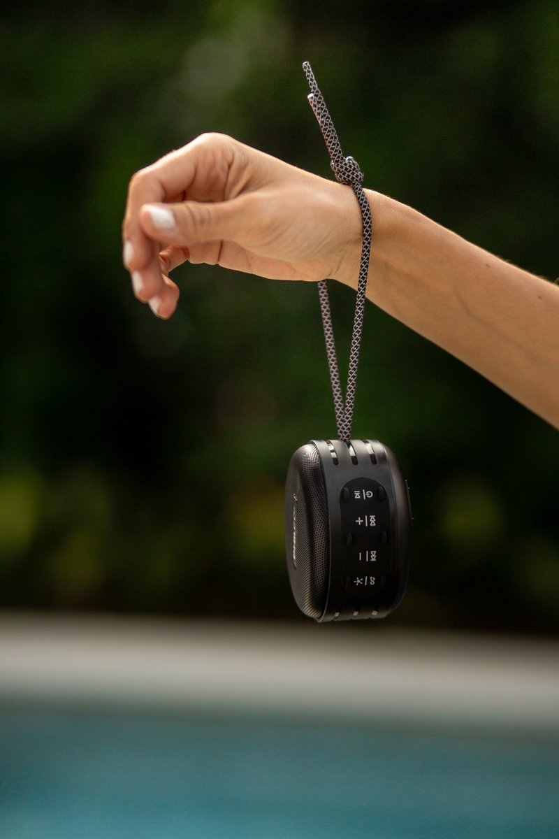 Parlante Portátil Philco Sph409 10w A Prueba De Agua Ip65 Negro - Imagen 5