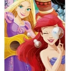 Toallon Microfibra Piñata Princesas Color Rosa