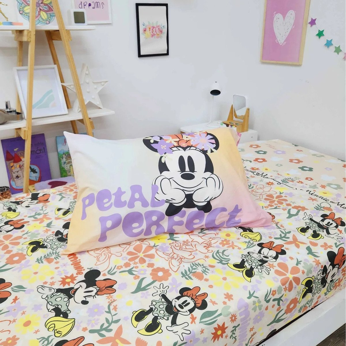 Juego De Sabanas Piñata 1 1/2 Minnie Ultra Soft Coral Claro Minnie - Imagen 4