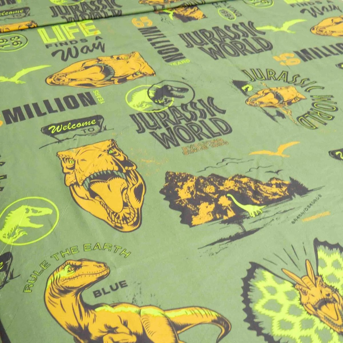 Juego De Sabanas Piñata 1 1/2 Plaza Jurassic World Verde Oscuro Estampado - Imagen 3