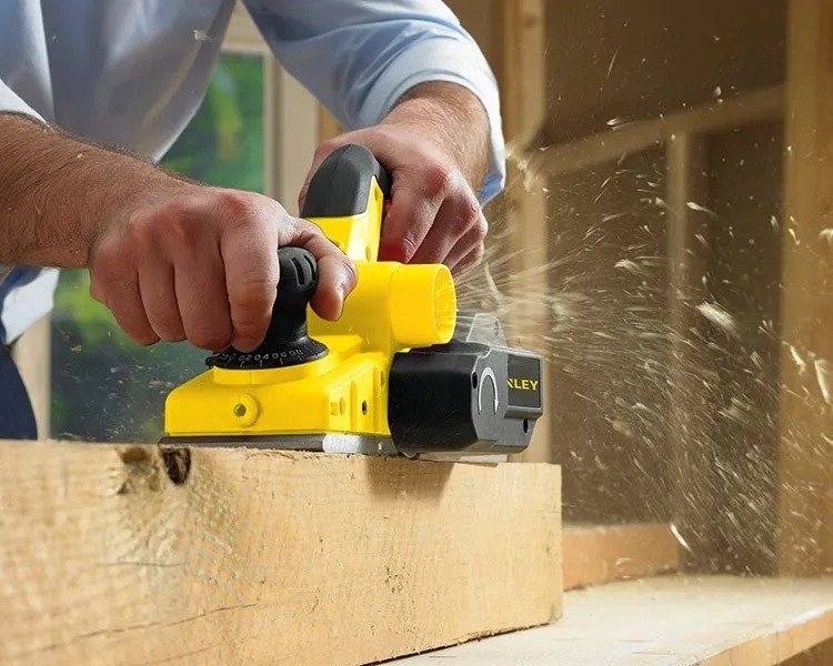 Cepillo Eléctrico De Mano Stanley Stpp7502 750w 82mm Amarillo - Imagen 3