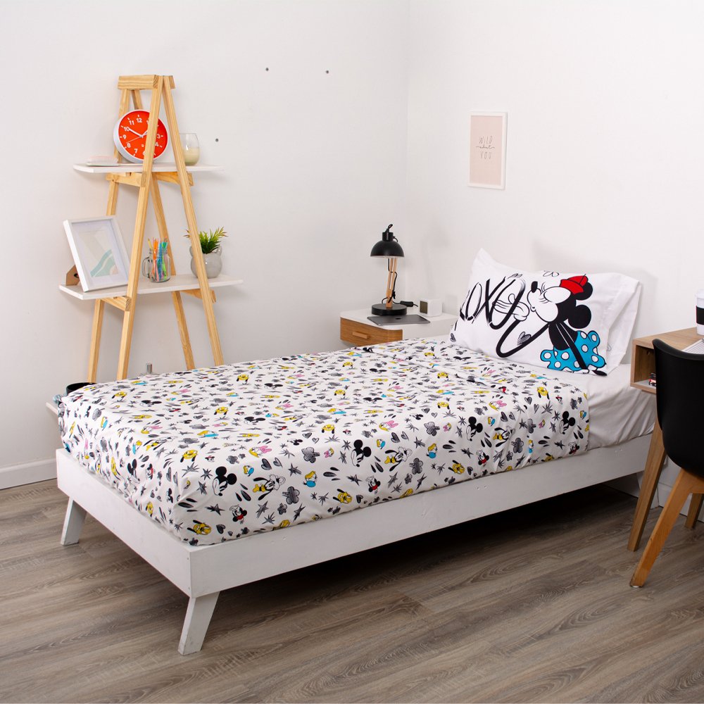 Juego De Sábanas 1 1/2 Plaza Plus Piñata Mickey Disney Mickey Mickey