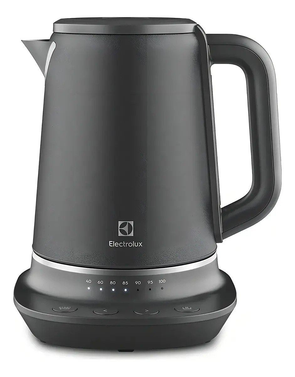 Pava Electrica Electrolux Expert Ekp70 1,7l Base 360 Color Negro