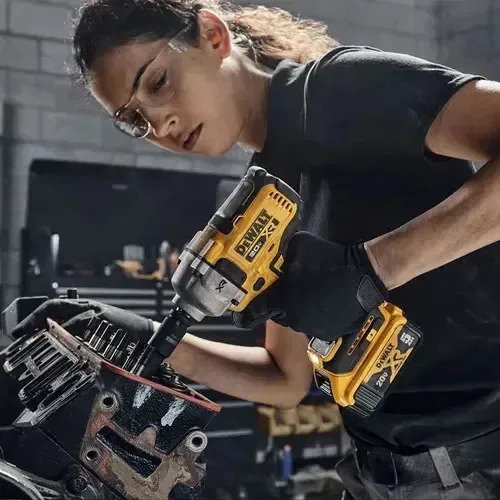 Llave De Impacto Bivolt 1/2, 20 V, Dcf892b, De Dewalt Amarillo - Imagen 4